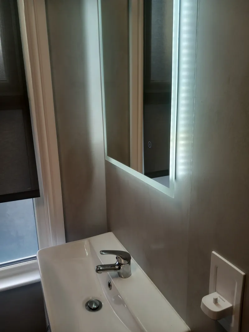 The Residence Dartmouth - Room 4 (En-Suite) Detail #18